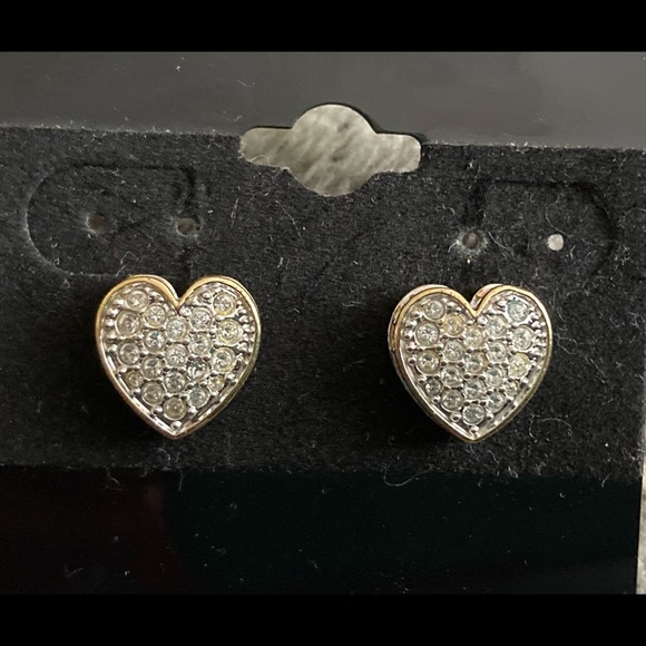 SWAROVSKI Signed Gold Tone Pavel Crystal Heart Earrings - Picture 15 of 15